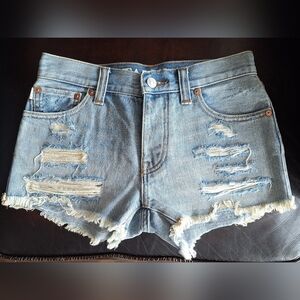 NWOT Aritzia Talula denim shorts 100% cotton